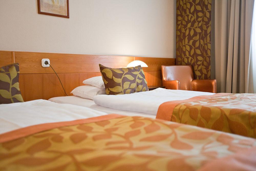 Hotel Hotel Sopron 4*